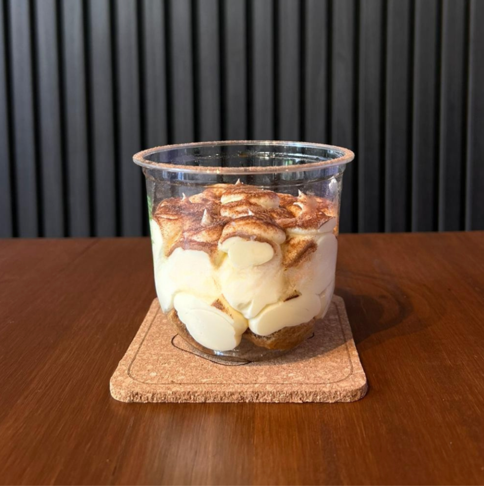 DeVINO Homemade Tiramisù